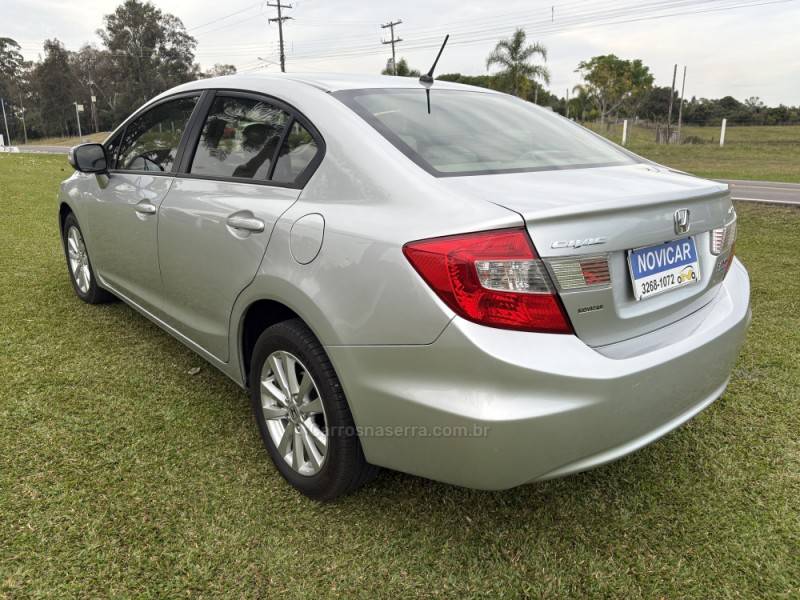 HONDA - CIVIC - 2014/2014 - Branca - R$ 72.500,00