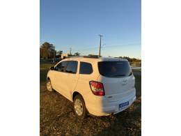 CHEVROLET - SPIN - 2014/2015 - Branca - R$ 56.900,00