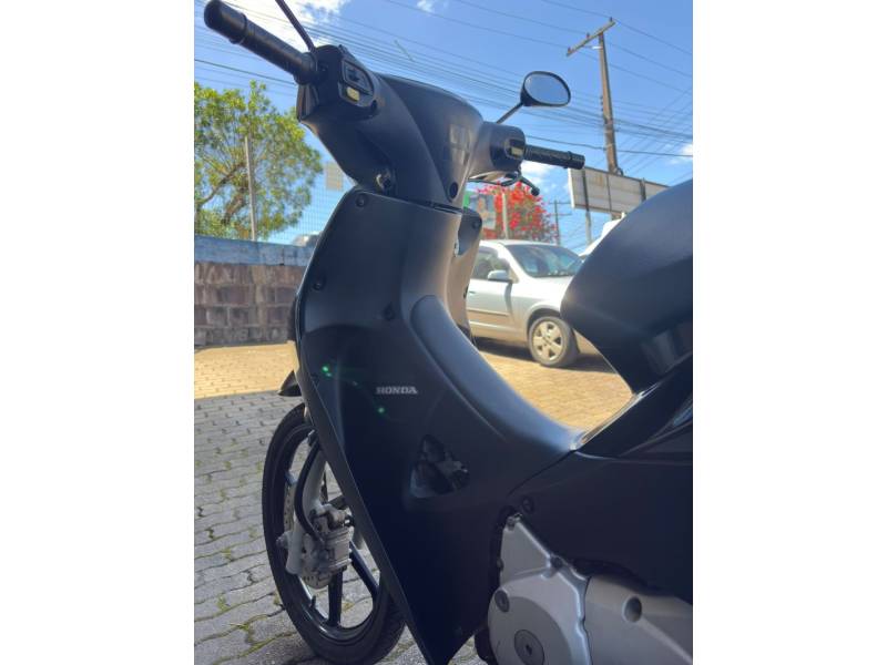 HONDA - BIZ 125 - 2009/2010 - Azul - R$ 11.500,00