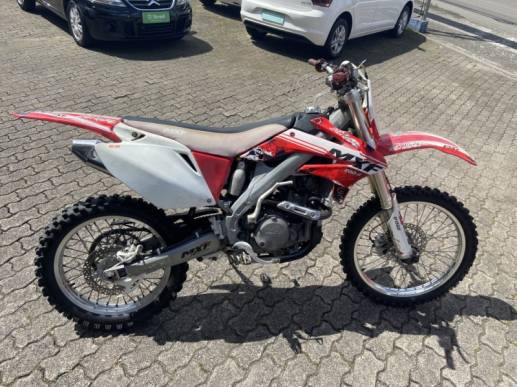 MXF - 250 - 2015/2015 - Vermelha - R$ 14.900,00