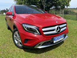 MERCEDES-BENZ - GLA 200 - 2015/2016 - Vermelha - R$ 149.000,00