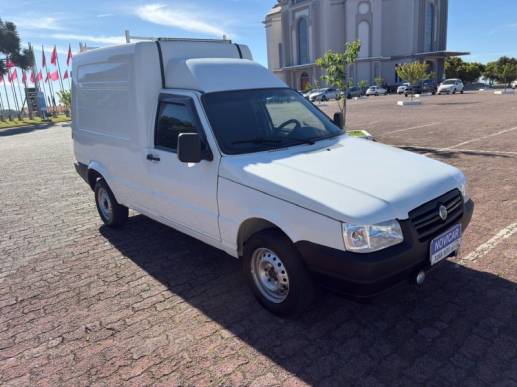 FIAT - FIORINO - 2010/2011 - Branca - R$ 39.900,00