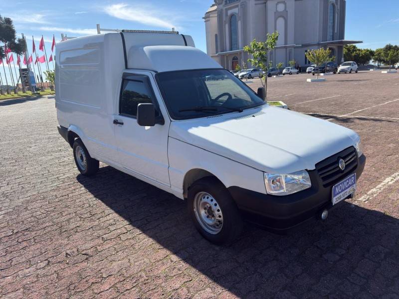 FIAT - FIORINO - 2010/2011 - Branca - R$ 39.900,00