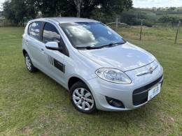 FIAT - PALIO - 2013/2014 - Prata - R$ 38.500,00