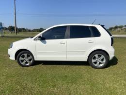 VOLKSWAGEN - POLO - 2014/2014 - Branca - R$ 46.500,00