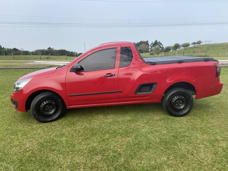 CHEVROLET - MONTANA - 2013/2013 - Vermelha - R$ 42.900,00