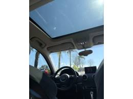 AUDI - A3 - 2014/2015 - Vermelha - R$ 90.000,00