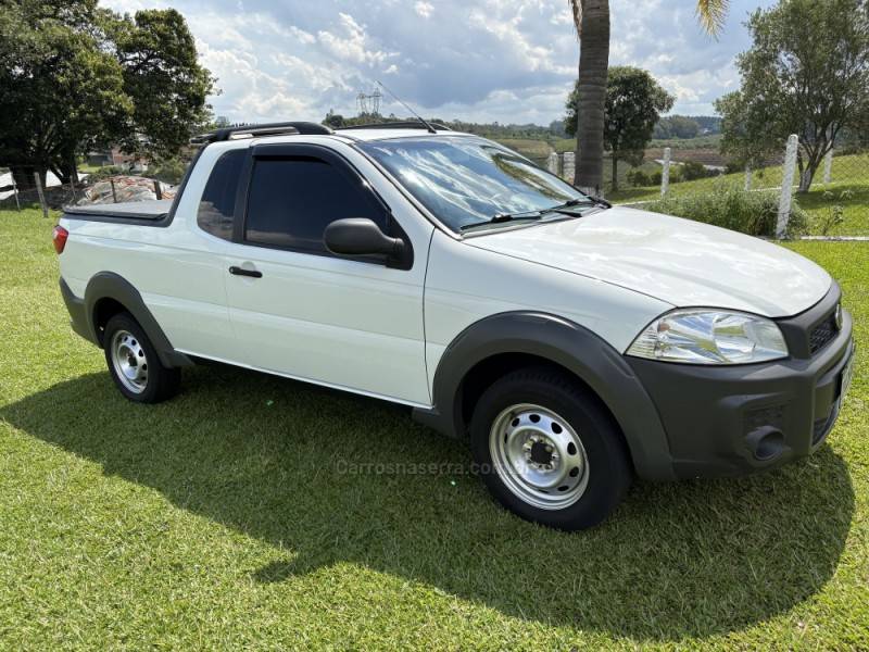 FIAT - STRADA - 2014/2014 - Branca - R$ 49.000,00