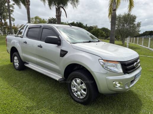 FORD - RANGER - 2014/2014 - Prata - R$ 90.000,00