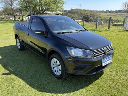 VOLKSWAGEN - SAVEIRO - 2017/2018 - Preta - R$ 61.000,00