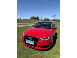 AUDI - A3 - 2014/2015 - Vermelha - R$ 90.000,00