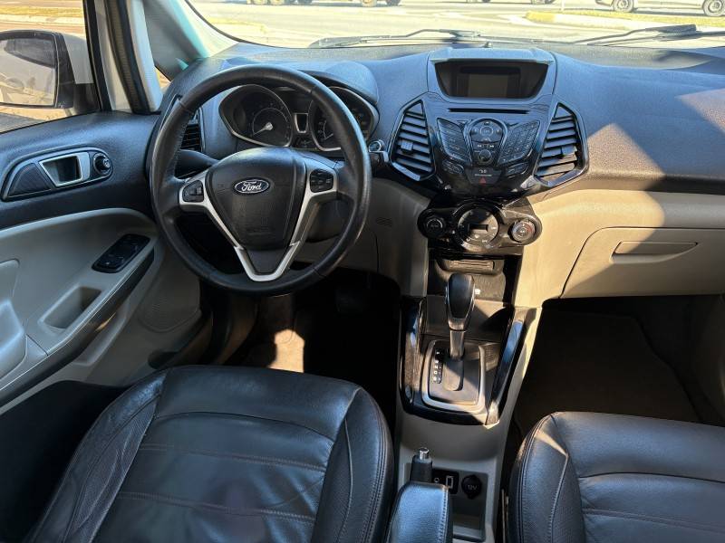 FORD - ECOSPORT - 2016/2017 - Branca - R$ 63.000,00