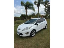 FORD - FIESTA - 2012/2012 - Branca - R$ 41.000,00