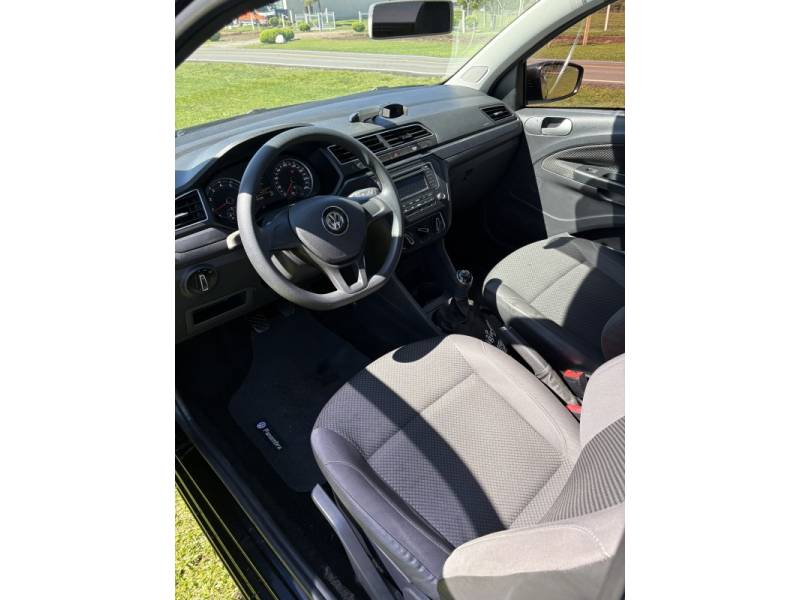 VOLKSWAGEN - SAVEIRO - 2017/2018 - Preta - R$ 61.000,00