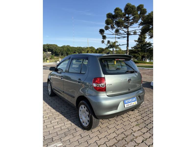 VOLKSWAGEN - FOX - 2009/2010 - Cinza - R$ 33.500,00