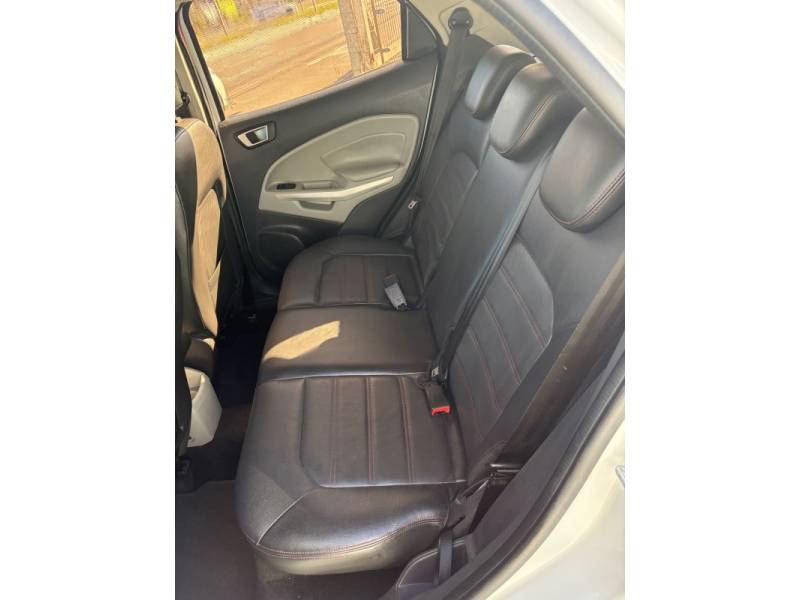 FORD - ECOSPORT - 2016/2017 - Branca - R$ 63.000,00