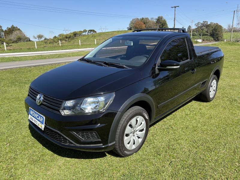 VOLKSWAGEN - SAVEIRO - 2017/2018 - Preta - R$ 61.000,00