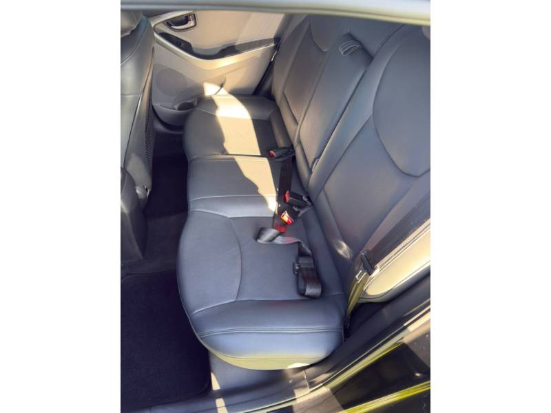 HYUNDAI - ELANTRA - 2011/2012 - Preta - R$ 58.000,00