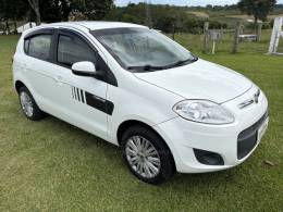 FIAT - PALIO - 2013/2014 - Branca - R$ 35.000,00